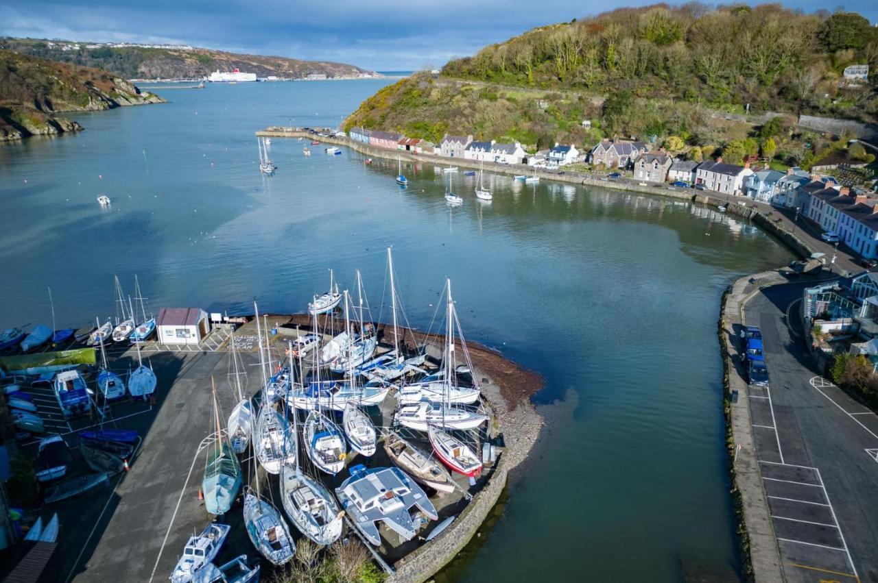 Llais Afon - 3 Bedroom Holiday Home - Fishguard Exterior foto