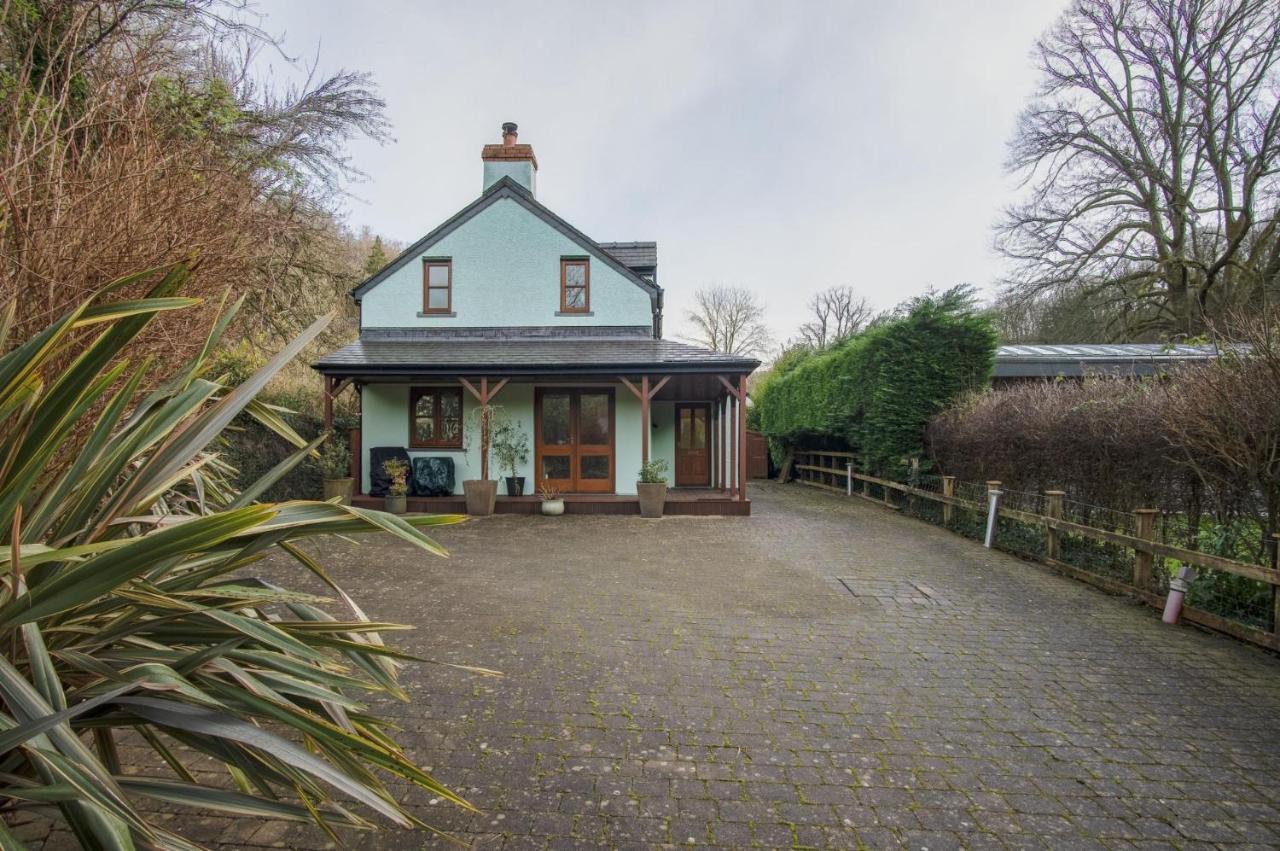 Llais Afon - 3 Bedroom Holiday Home - Fishguard Exterior foto